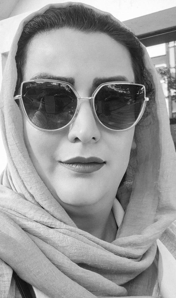 تصویر پروفایل افروز