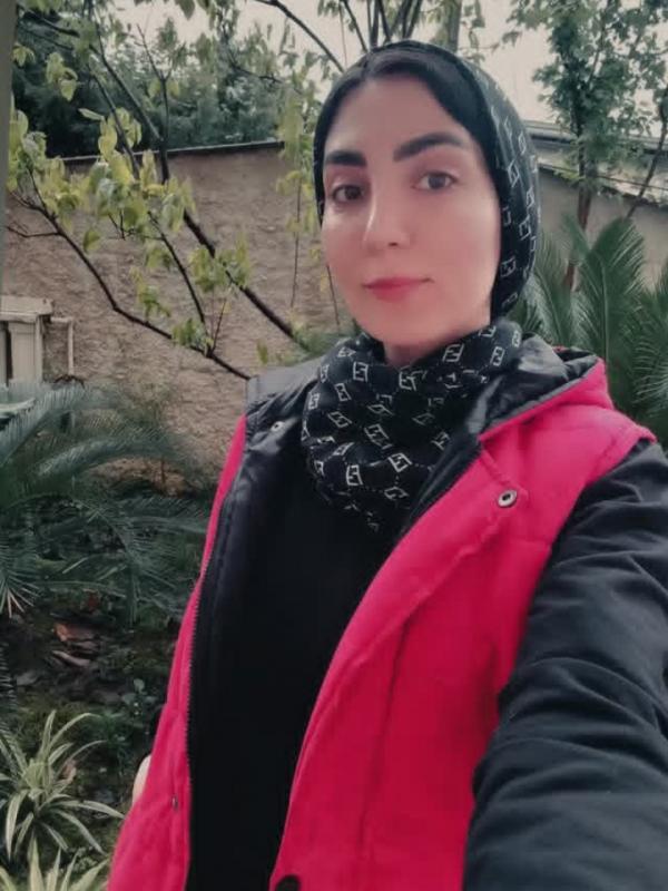 تصویر پروفایل پروانه