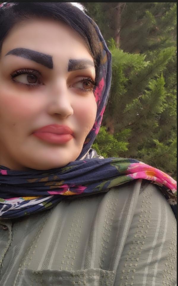 تصویر پروفایل افسانه
