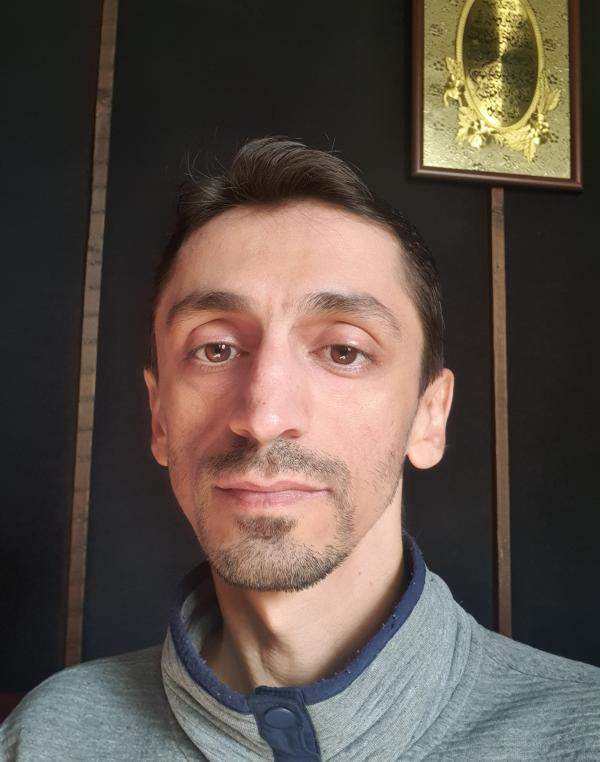 تصویر پروفایل کاوه
