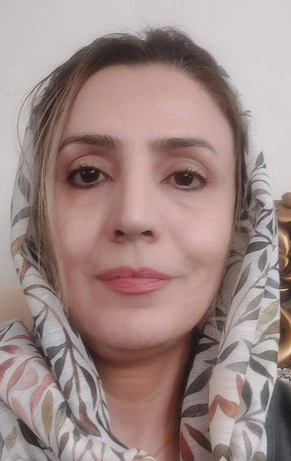 تصویر پروفایل مینا